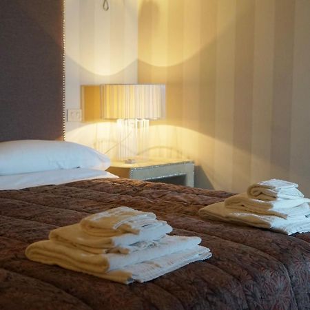 Dante'S Room By Apulia Accommodation Bari Ngoại thất bức ảnh
